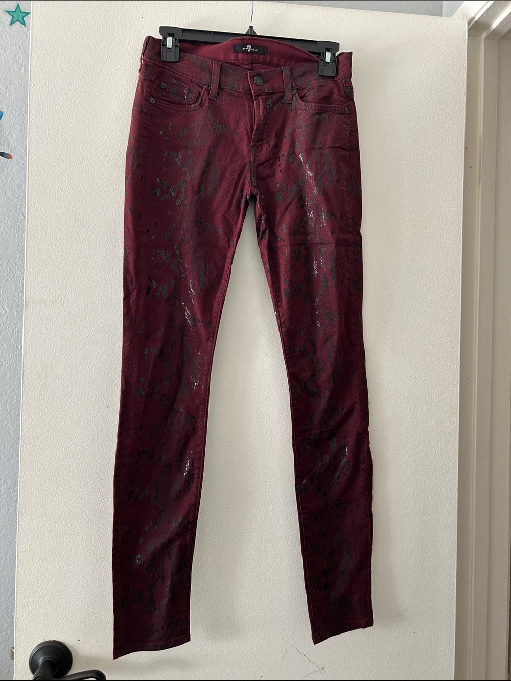 7 For All Mankind Burgundy Skinny Jeans with Subtle Metallic Print NWOT